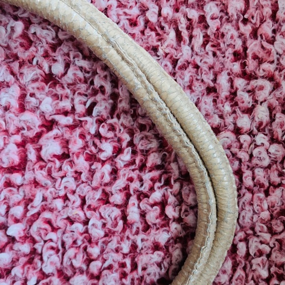 SQUARED by sondra Roberts snakeskin ruffle purse - Picture 2 of 6